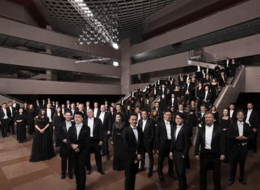 Филармонический оркестр Гонконга и Пельтокоски